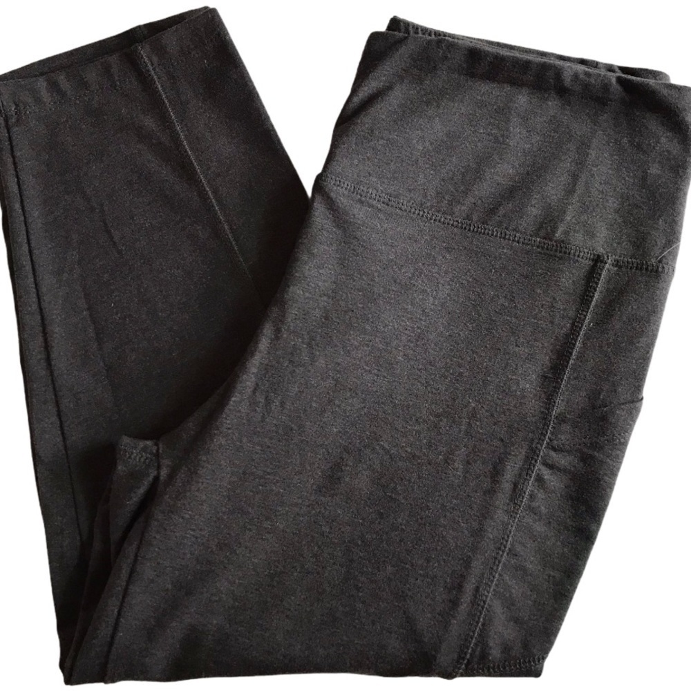 NWT Active Wear Cropped Legging Woman’s Large Gray